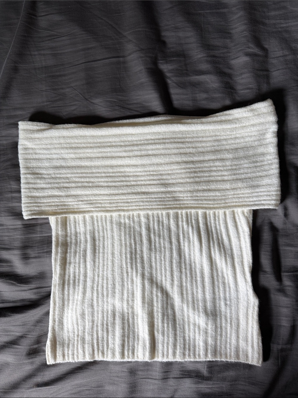 Abercrombie & Fitch Cream Ribbed Off shoulder Top